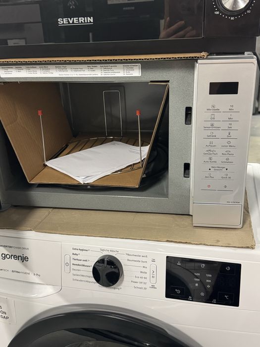 Cuptor cu microunde si grill Panasonic NN‑GT47KM