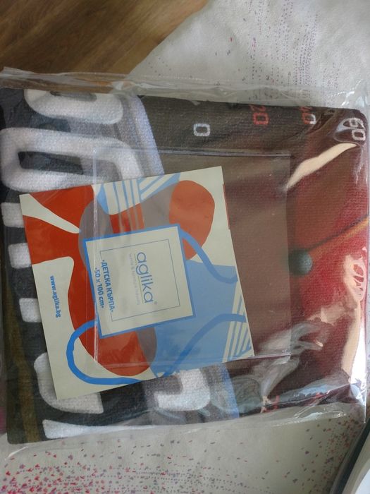 Детска кърпа CITY нова