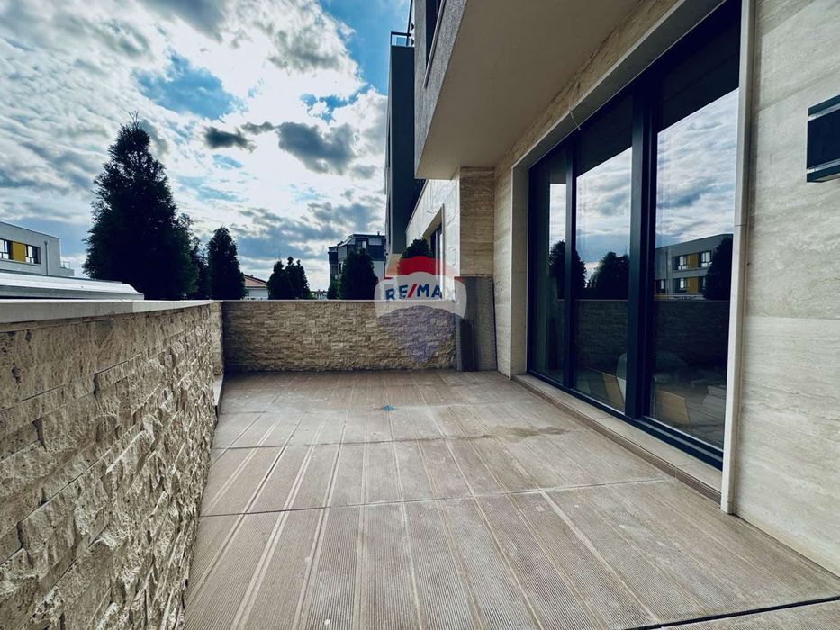 Луксозен  тристаен апартамент за продажба, гр. Варна, Бриз, Я.И.