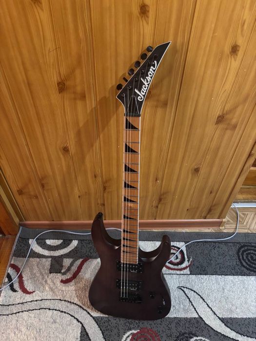 Электрогитара Jackson JS24