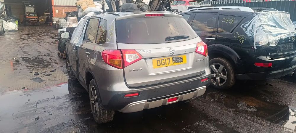 Dezmembrari / Dezmembrez Suzuki Vitara (LY) 1.6 Benz M16A cutie viteze manuala cod culoare C03 COOL SILVER METALLIC