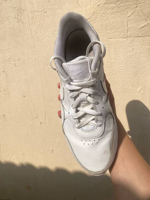 Продавам NIKE Обувки AIR MAX SC LEA
160 лв