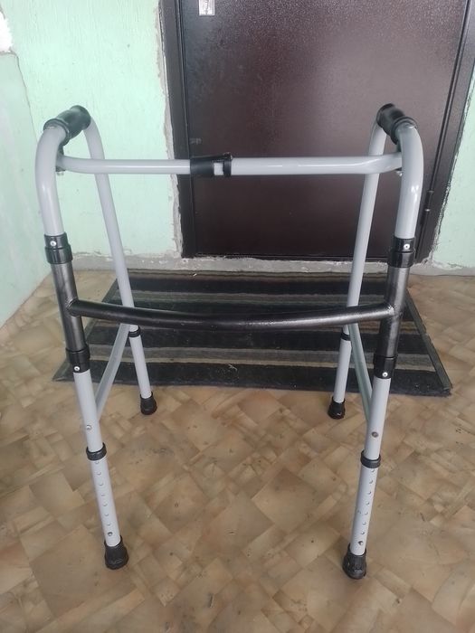 Продам Ходунки !