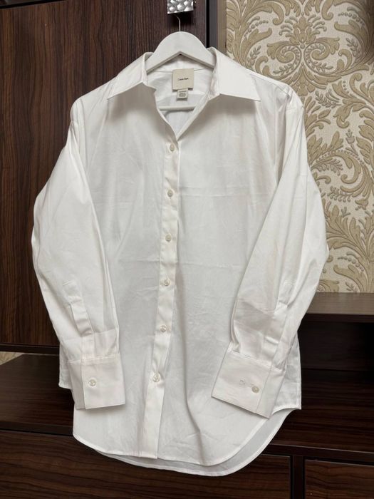 Белая рубашка от Calvin Klein