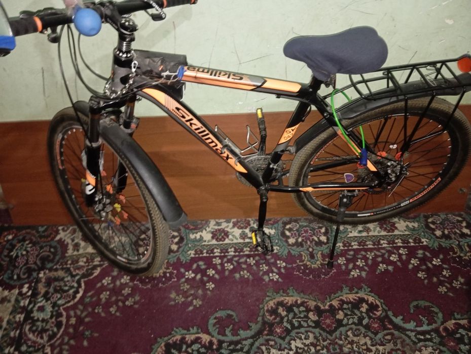 Velosiped bor yaxshi holatda