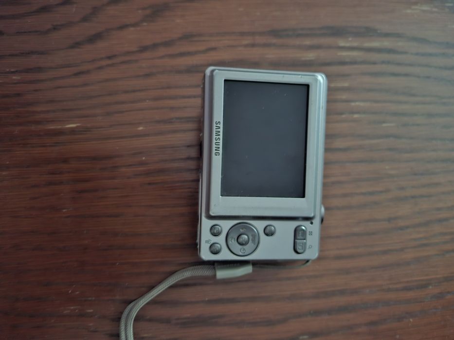 Aparat foto compact Pentax. Pentru piese..