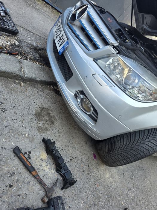 Предна броня за Mercedes W204 Facelift