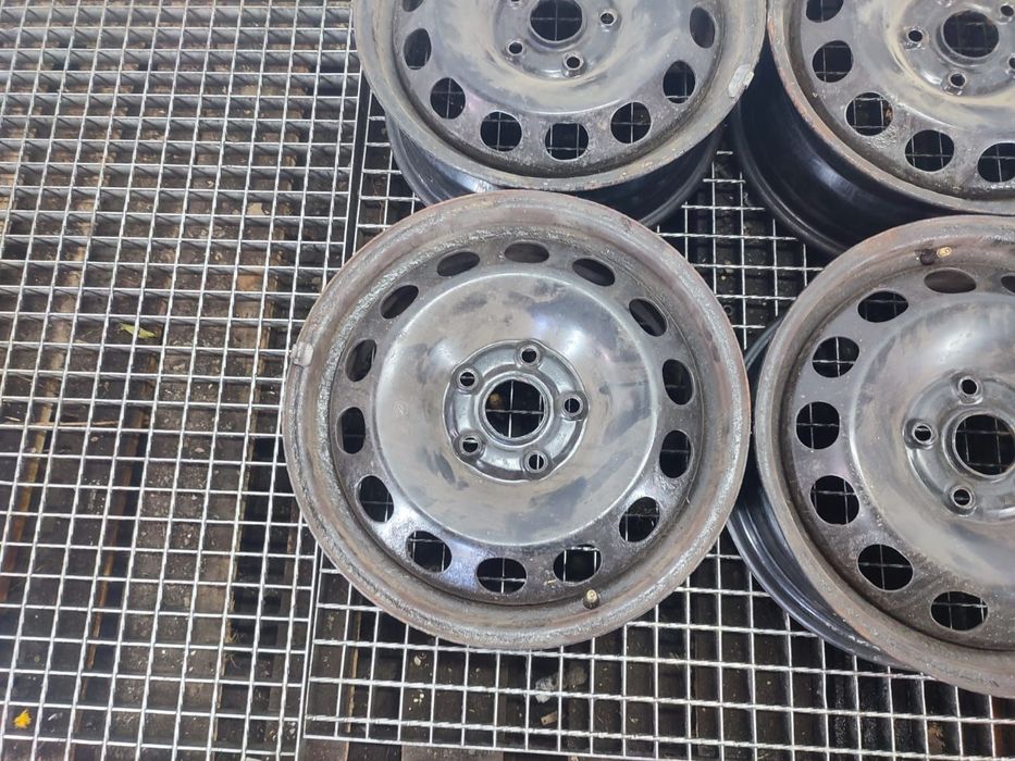 Set 4 jante tabla R16 6jx16h2 et50 Volkswagen VW Golf 5 [2003 - 2009