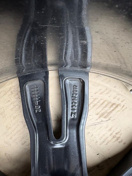 Jante aliaj cu senzori TPMS pentru BMW X7