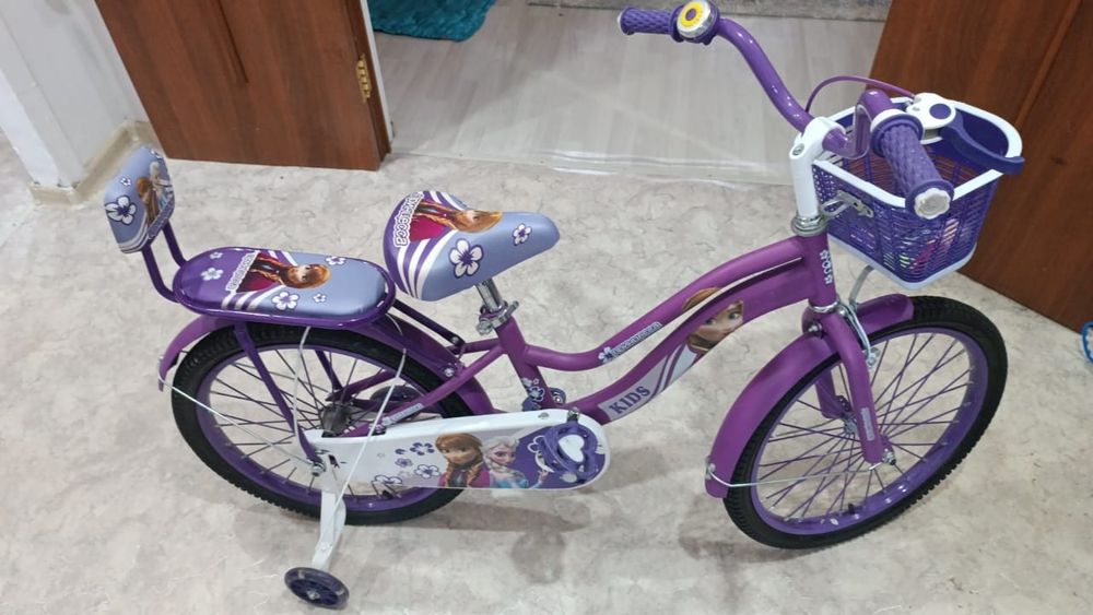 Детский велосипед "Холодное сердце"