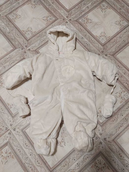 Весенний комбинезон ребенку