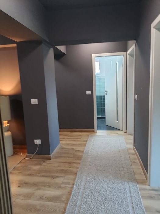 Apartament cu 4 camere în Răcădău