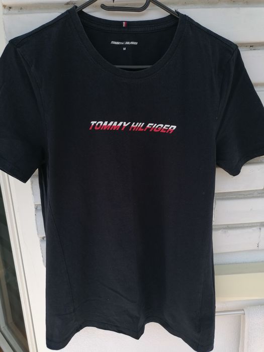 Tricou și blugi/ marimea M