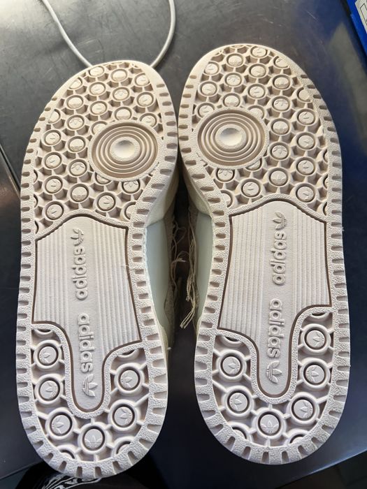 Кроссовки adidas 39-40 размер