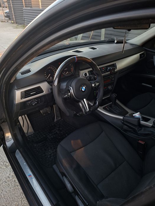 Bmw E90 320d 163 cp automat.