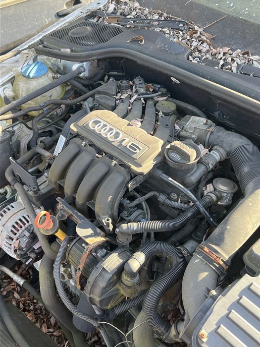 Motor complect fara anexe Audi BSE 1.6 benzina