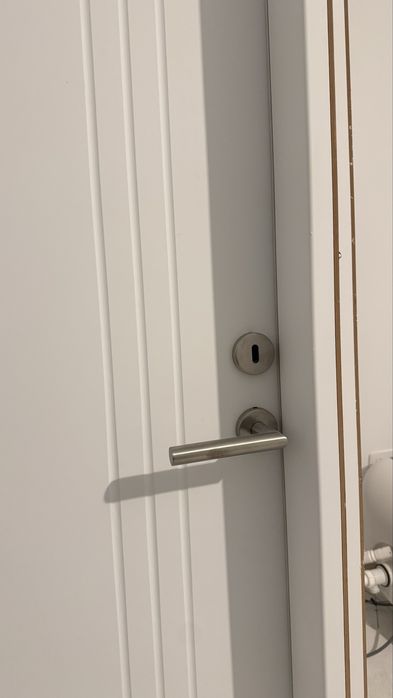 Usa noua alba cu toc 90 x 200 (3buc)