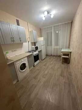 Срочно сдается 2 комнатная Парк Гафур Гулам