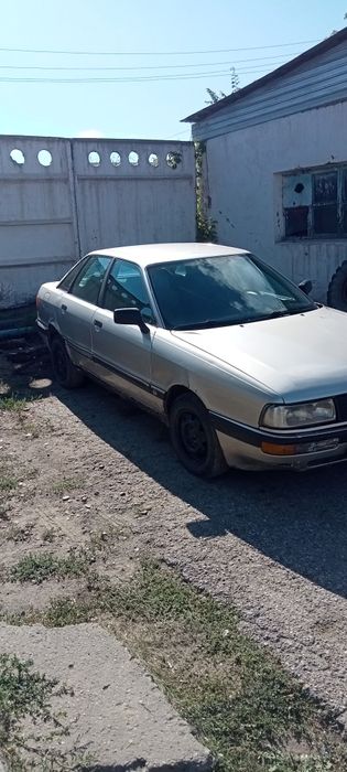 Продам машину Ауди 90