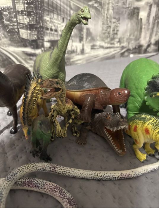 Игрушки Динозавры и Животные
