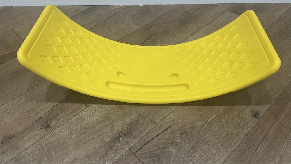 Продам детский сибборд {балансборд)