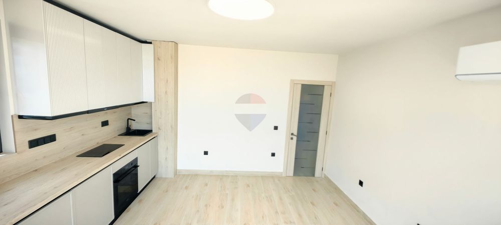 Продава се Тристаен апартамент в Варна, Аспарухово - 71 кв.м за 3092 €/кв.м - Снимка #3