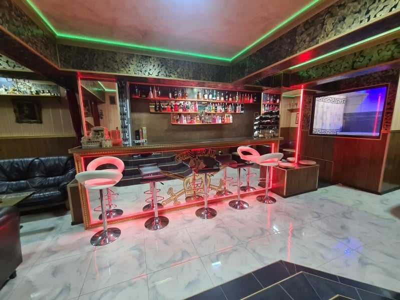 Продава се Заведение в Варна, Център - 71 кв.м за 1409 €/кв.м - Снимка #1