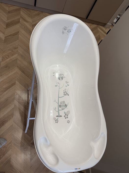 Детская ванночка с подставкой