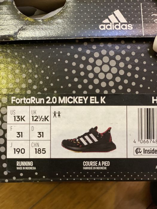 Adidas disney 31 номер