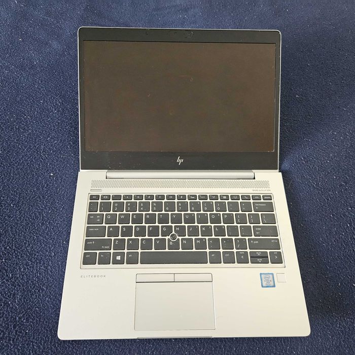 Laptop HP 830 Elitebook , Docking Station Ultraslim , Alimentator auto