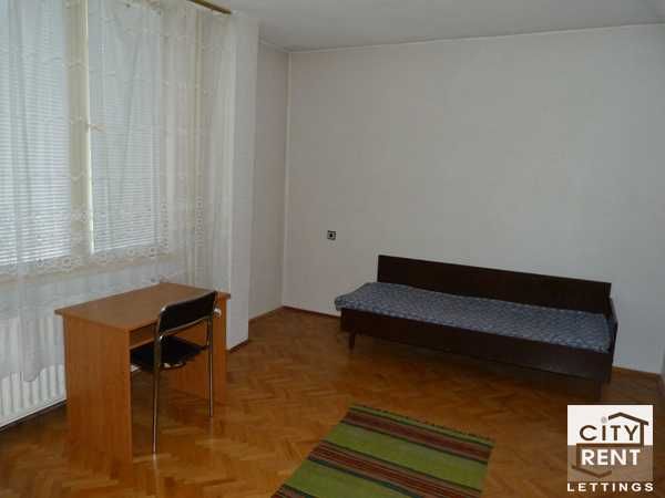 Дава се под наем Двустаен апартамент в Велико Търново, Колю Фичето - 60 кв.м за 280 € - Снимка #3