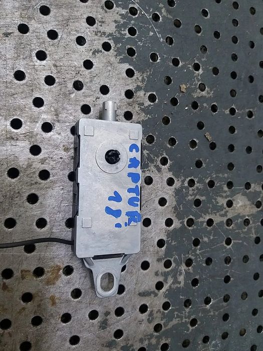 Amplificator antena renault captur 1 j5 h5 282303463r