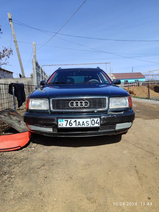 Ауди 100 универсал