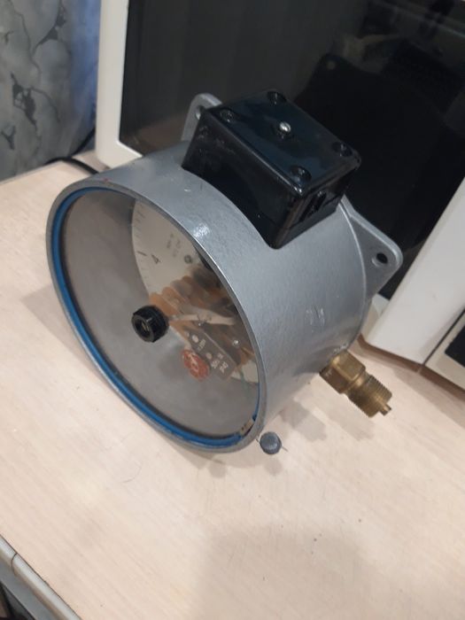 Продам Манометр ЭКМ-1У