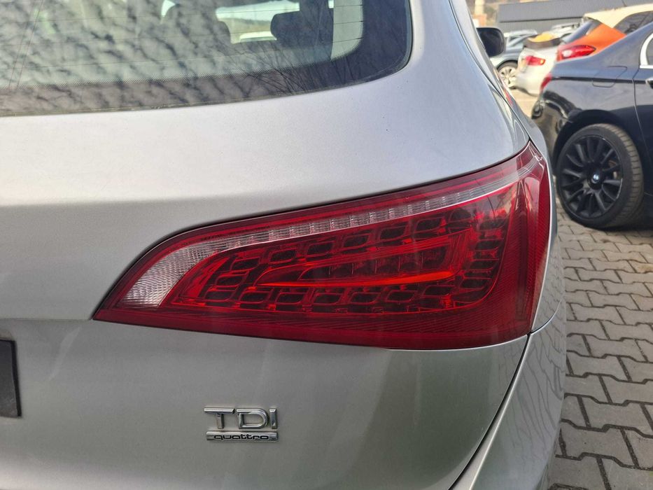 Stop stanga/dreapta Audi Q5 2011 ( Pret pe bucata )