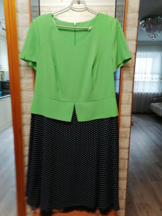 Продаются два платья