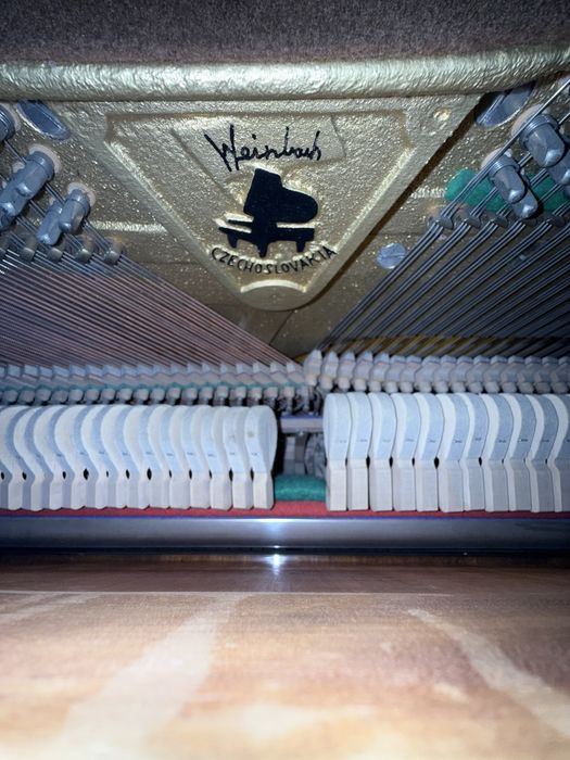 Продаётся пианино «Weinbach»