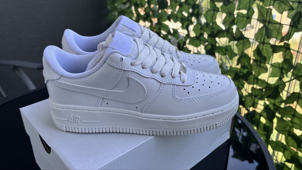 Nike Air Force 1 - marimea 40
