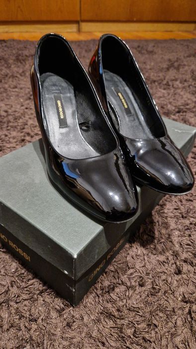 Pantofi negri marimea 36