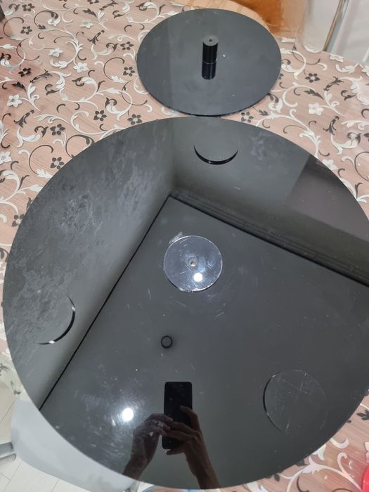 Продам 2 этажерки большие одинаковые