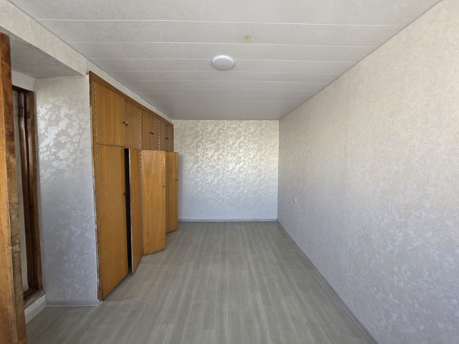 Сдаётся 3 комн квартиру ул бобур пустая