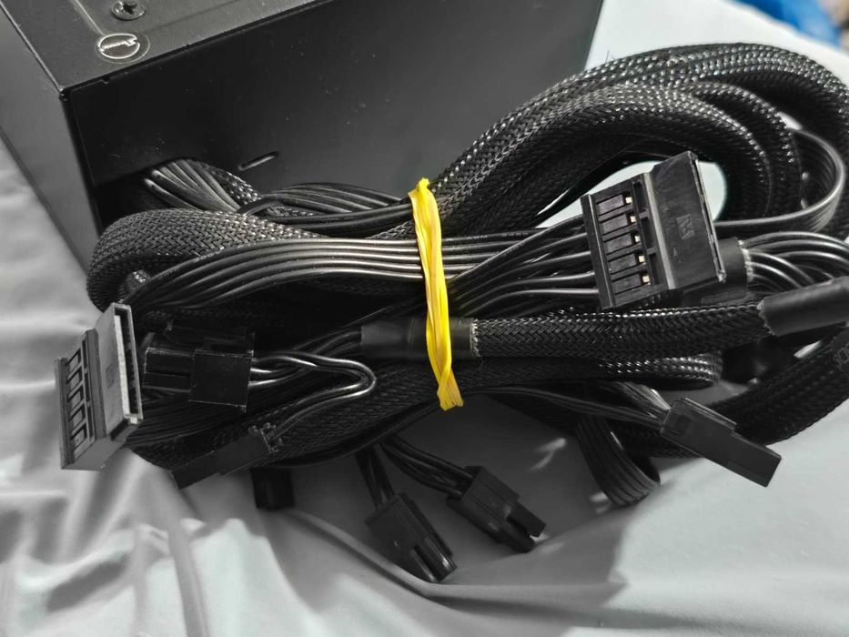 Sursa PC Seasonic S12III-500 (SSR-500GB3), 500W, 80 PLUS Bronze 2x 6+2-pin PCIe