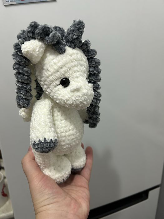 Вязаные игрушки из гиппоаллергенной пряжи