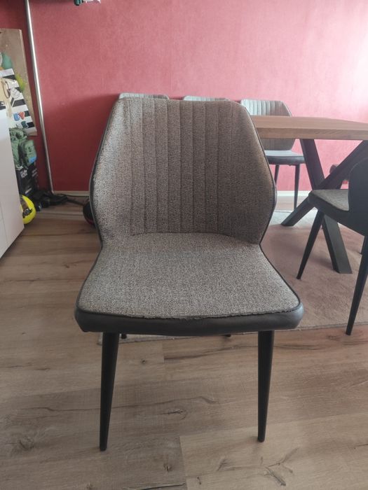 Трапезна маса КАСТЕЛ-3 с плот  от дъбов масив 140/95/75h