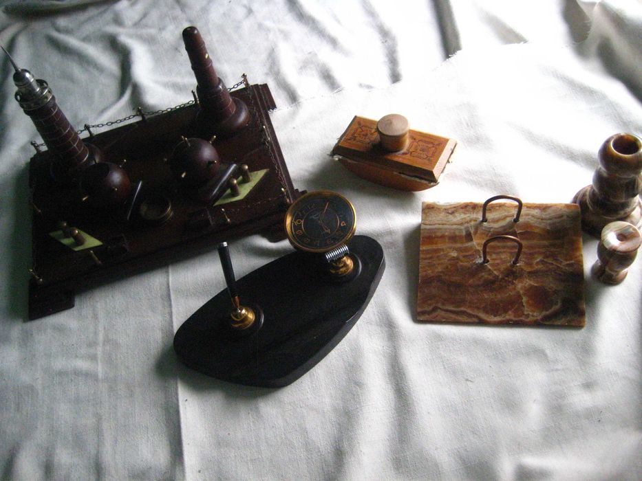 Настольные приборы для Ручек Карандашей и записок