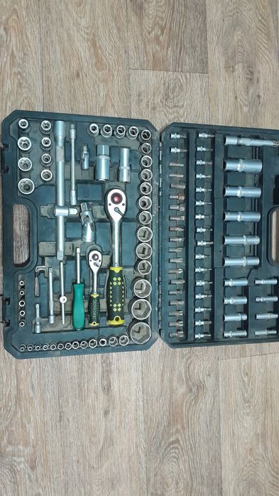 Продам Качественный набор инструментов