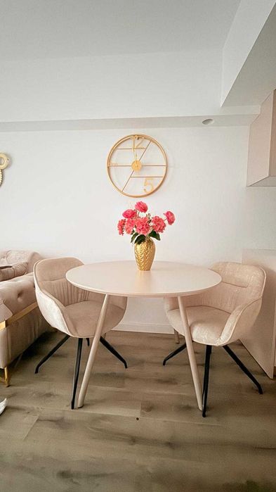 Inchiriez apartament MODERN in Prima GREEN ORADEA