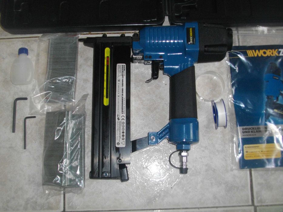 Нов Австрийски Пневматичен Такер  WORKZONE 15-50mm Комбиниран