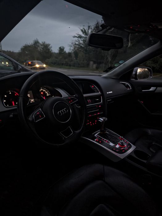 Vând Schimb Audi a5 SportBack Facelift Automată