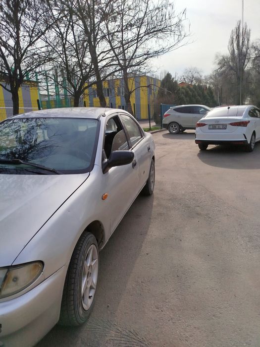 Продам Mazda 323